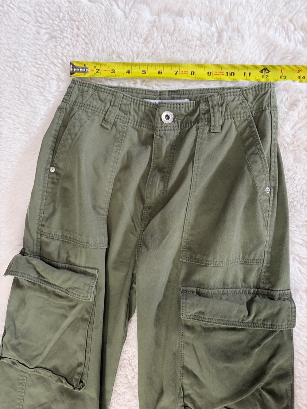 Bershka ,Size 2,Olive Green Cargo Pants - Classic Utility Style - Picture 10 of 17